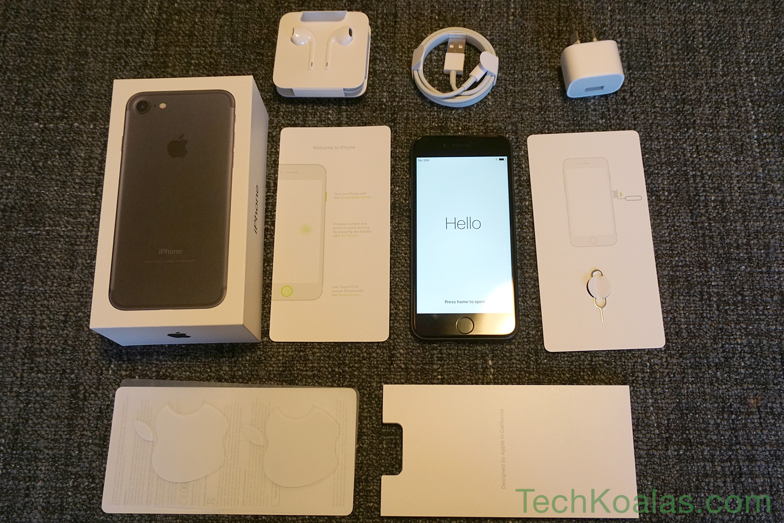 Apple iPhone 7 - What's in The Box - TechKoala.com