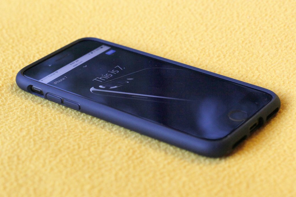 spigen-ultra-hybrid-bumber-case-for-iphone-7-09