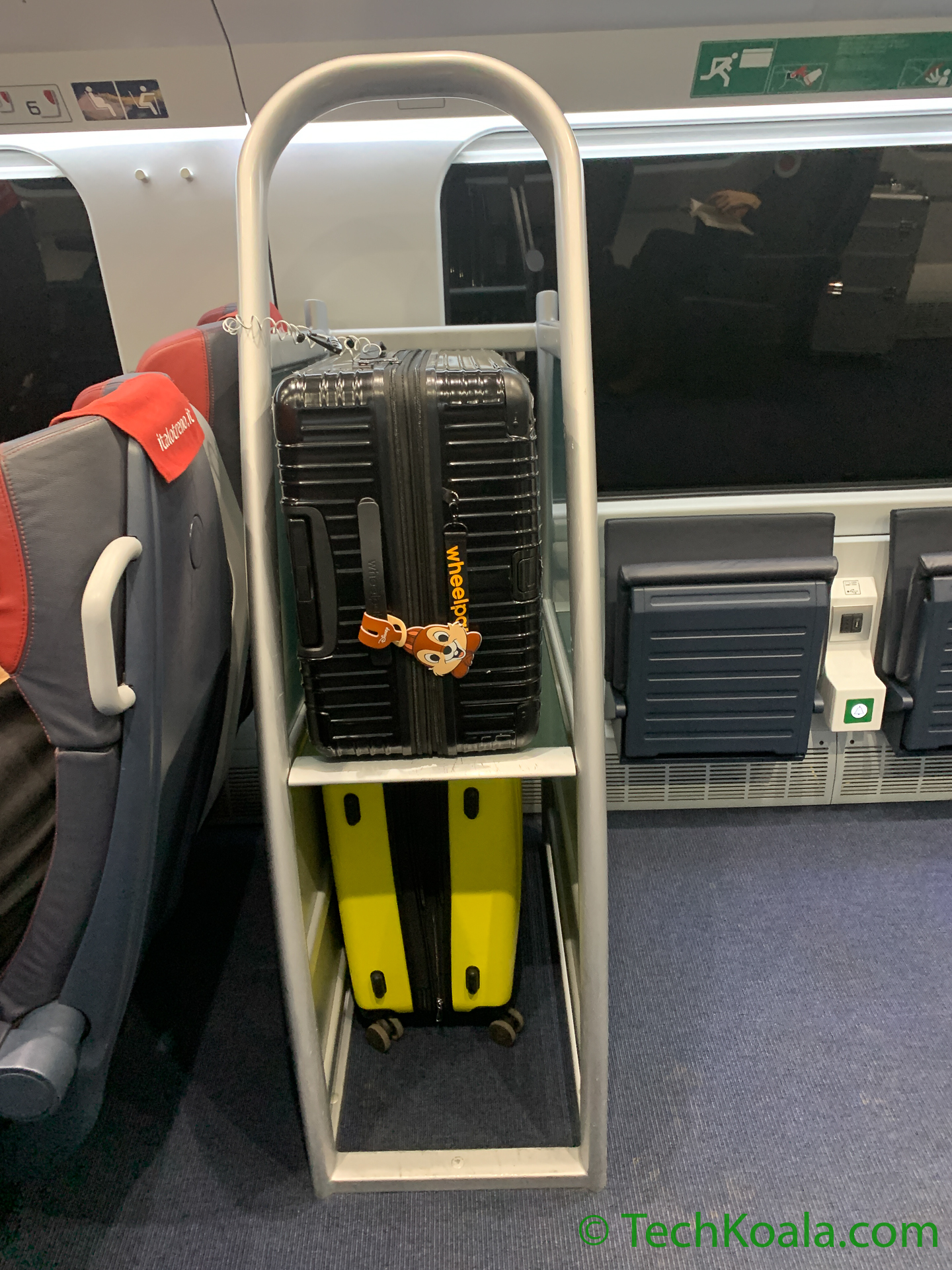 Where to Store Luggage on an Italo Treno Italian High Speed Train